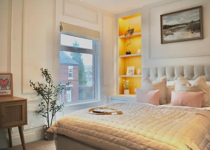 Cosy Renovated House In Warrington
